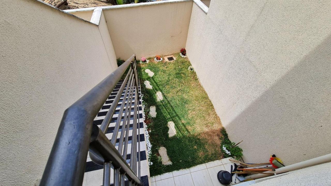 Casa Confortavel E Segura Na Regiao Da Pampulha Белу-Оризонти Экстерьер фото
